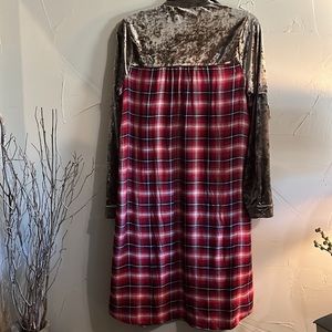 Savanna Jane Velvet Duster